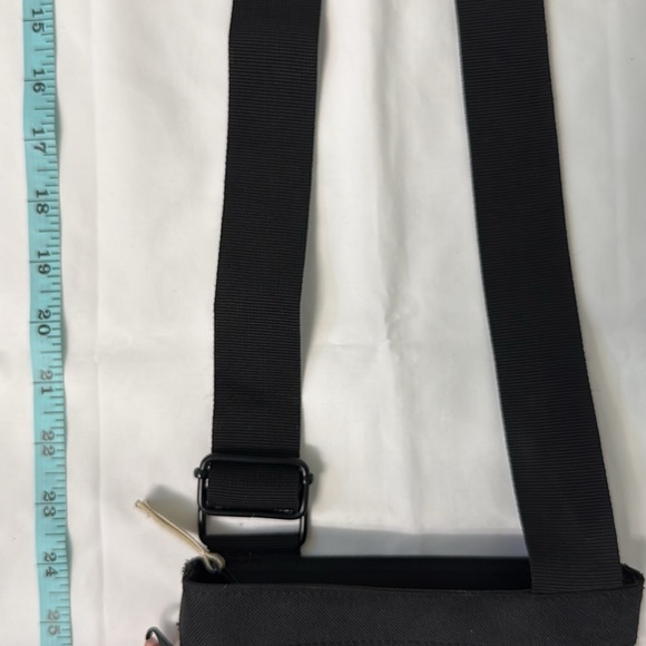 NWOT Billabong Good Vibes Serape Crossbody Bag - Picture 12 of 14